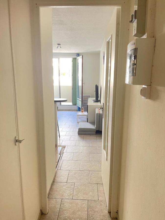 Small Appartement Niza Exterior foto