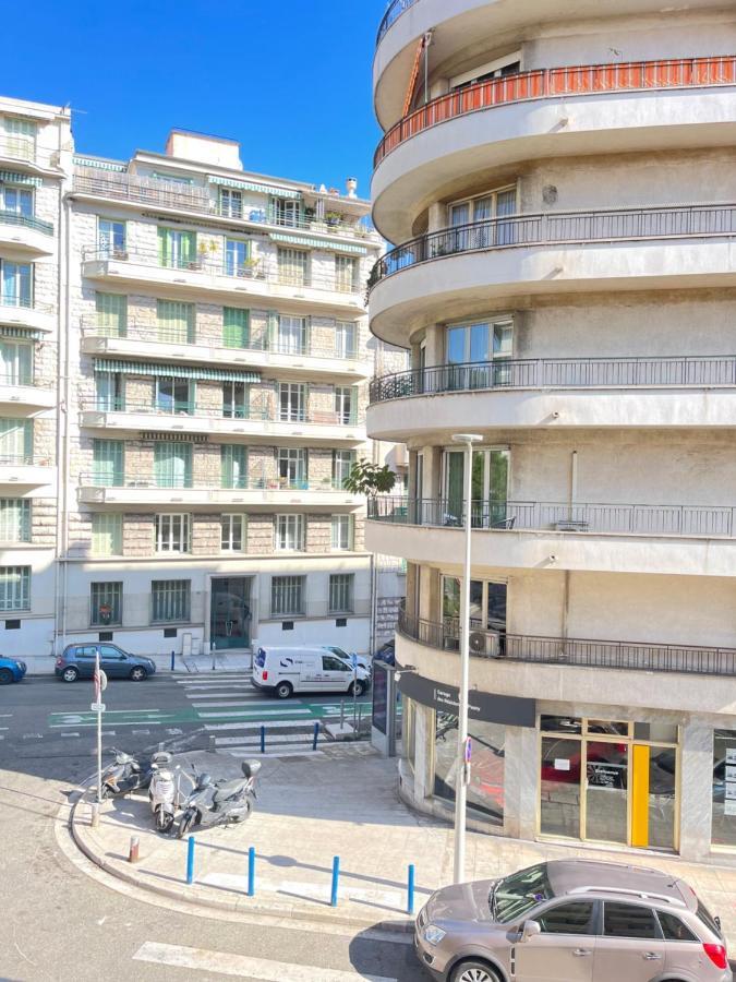 Small Appartement Niza Exterior foto